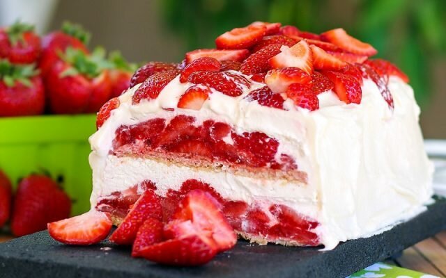 Torta - najbolji ukras svakog odmora. Ilustracija za ovaj članak je preuzet iz javnih izvora