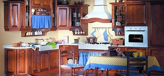 Jeftina kuhinja za ljetnu rezidenciju - uvijek minimum strojeva i maksimum kreativnosti i dizajnerskih nalaza