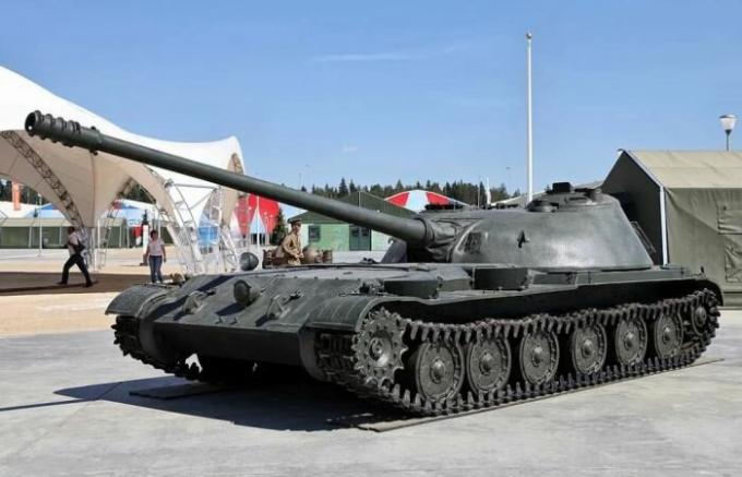 Iskustvo Sovjetskog Saveza u tim tenkovima i samohodne topove nisu. | Foto: yandex.ru. 