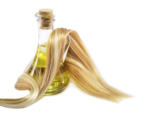 Maslinovo ulje je veliki učinak na kosu. / Foto: spaatthemontcalm.co.uk