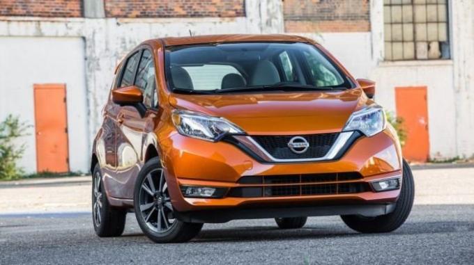 Nissan Versa Napomena u 2017. | Foto: cheatsheet.com.