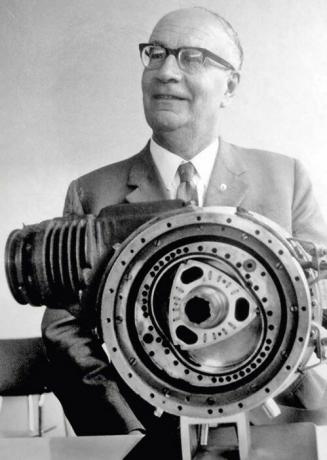 Felix Wankel rotacijski klipni motor njegove izgradnje.