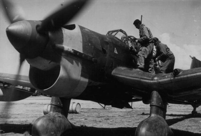 „Zaglaviti” na nebu, zašto Junkers Ju 87 nije uvlačenje stajnog trapa tijekom leta i strašnog urlika prije bombe deponij