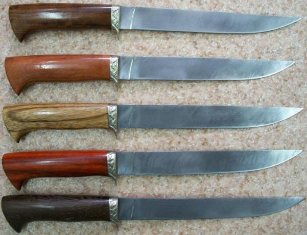 Noževi su izrađeni od različitih čelika. / Foto: specnazdv.ru.