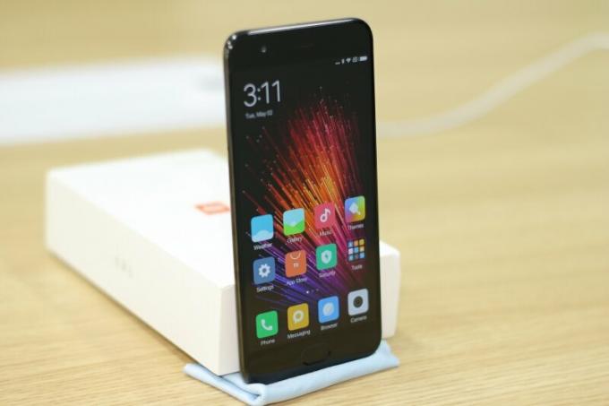 Recenzija pametnog telefona Xiaomi Mi 6 - snažan i funkcionalan flagship - Gearbest Blog Russia