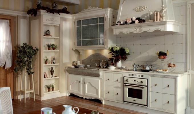 Rustikalna kuhinja (44 fotografije): video upute za uređenje dizajna interijera vlastitim rukama, kakav namještaj, zavjese, pokupiti, cijena, fotografija