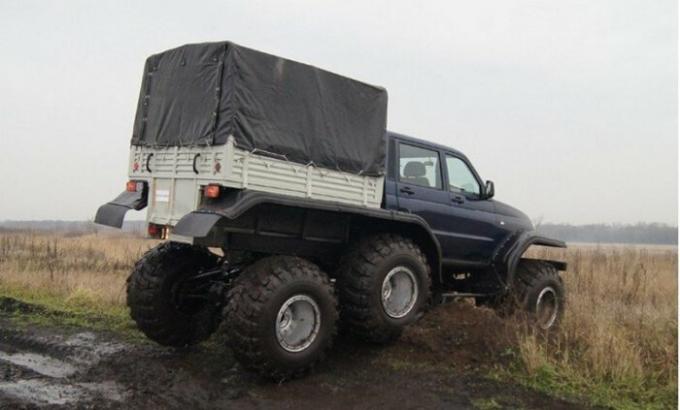 Strojevi za dizanje - do tona teškom terenu i 1,5 tona na dobrim cestama. | Foto: autobelyavcev.ru.