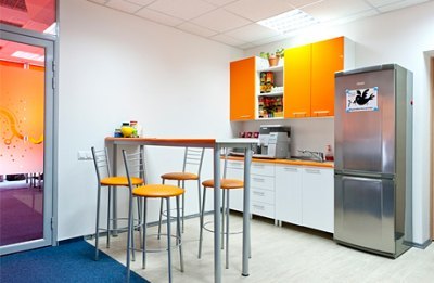  Ako prostor dopušta, napravite kompletnu kuhinju s odvojenim prostorom za jelo