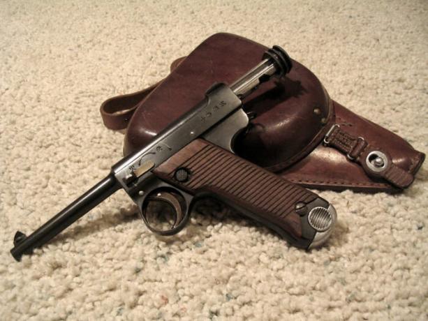 Vrlo nepouzdani pištolj. | Foto: guns.allzip.org.