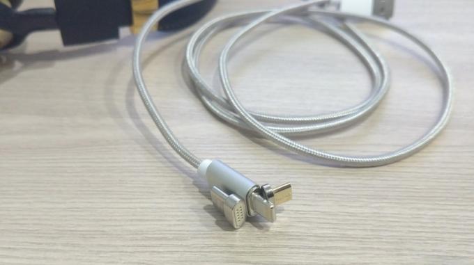 Magnetni kabel - cool zamjena za bežično punjenje - Gearbest Blog Russia