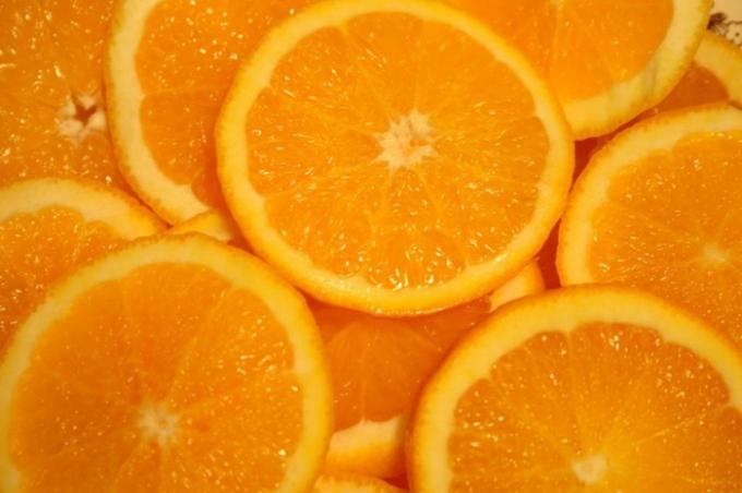 Narančasta kuhinja (41 fotografija): zvuči ukusno, izgleda atraktivno