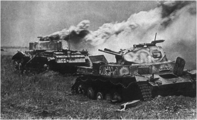 Već prva bitka je pokazala da su njemački tenkovi nisu toliko pouzdani. | Foto: yandex.ua. 